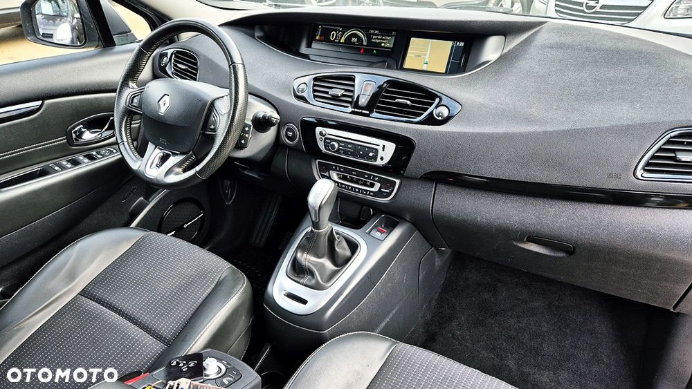 Renault Grand Scenic 2.0 16V 140 CVT Bose Edition - 39