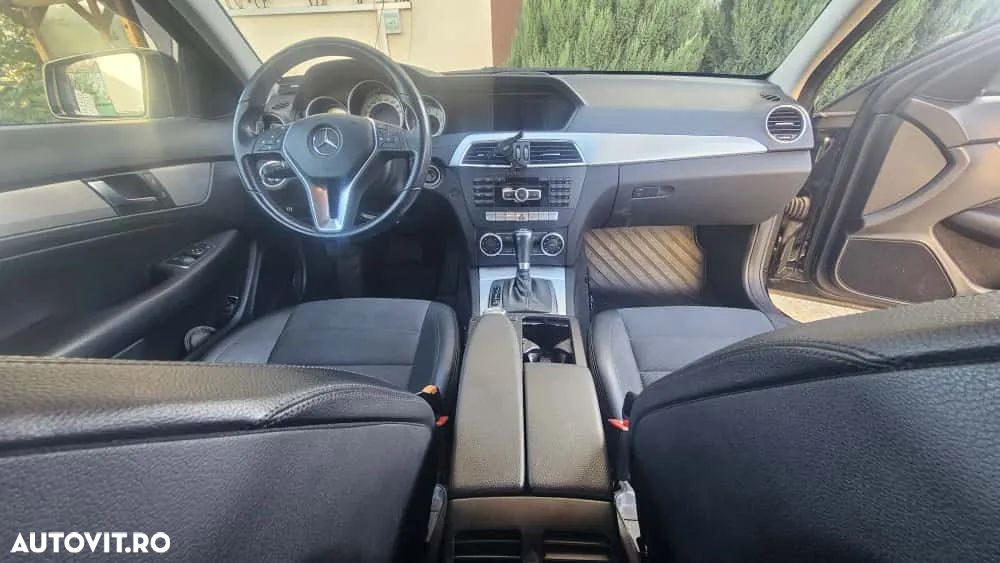 Mercedes-Benz C - 7