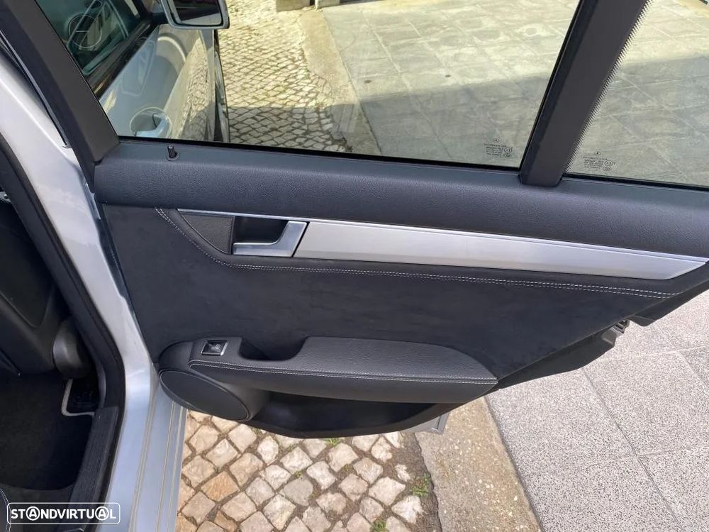 Mercedes-Benz C 220 d Avantgarde Aut. - 31