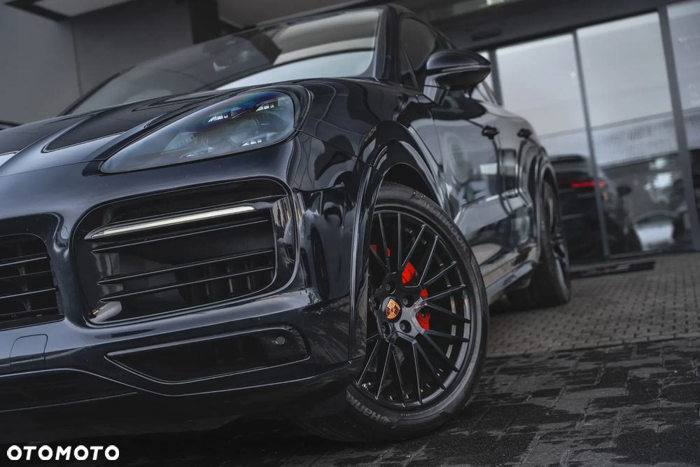Porsche Cayenne Platinum Edition - 11