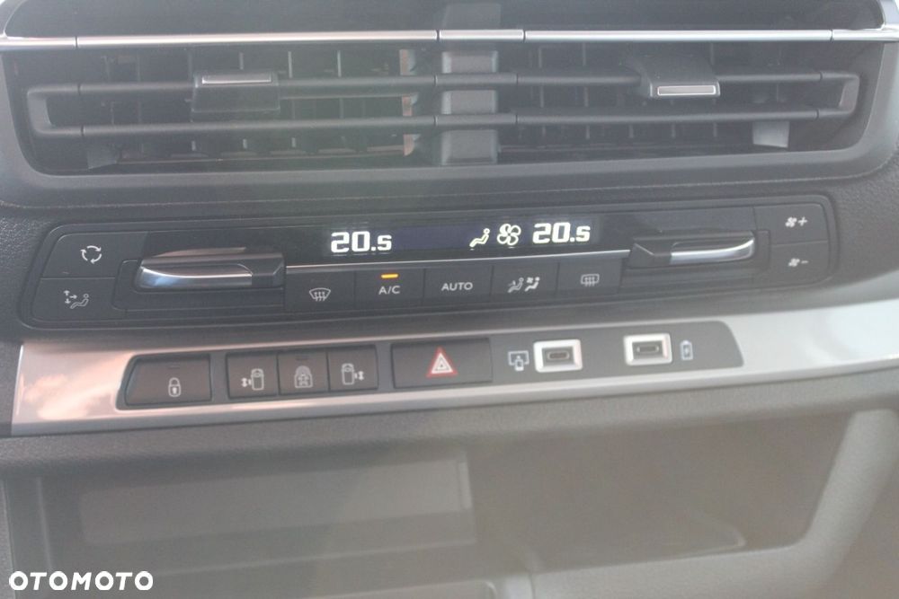 Citroën Space Tourer - 21