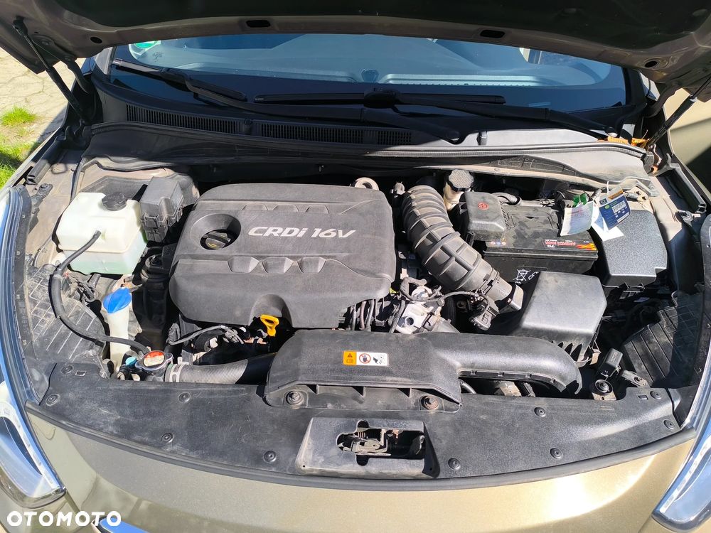 Hyundai i40 i40cw 1.7 CRDi Automatik Fifa World Cup Edition - 5