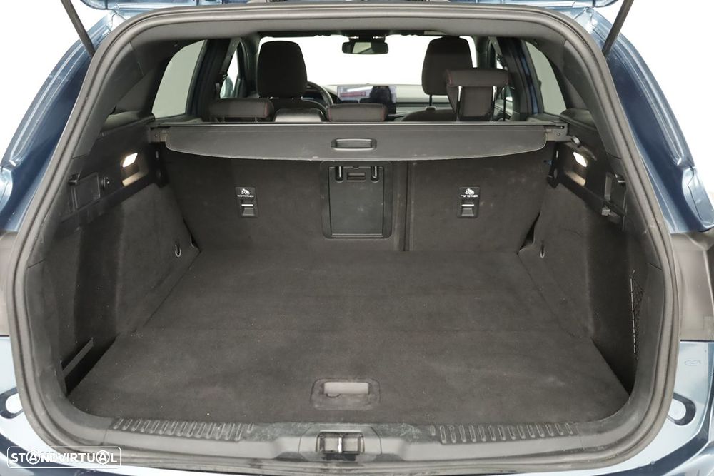 Ford Focus SW 1.0 EcoBoost MHEV ST-Line X Aut. - 23