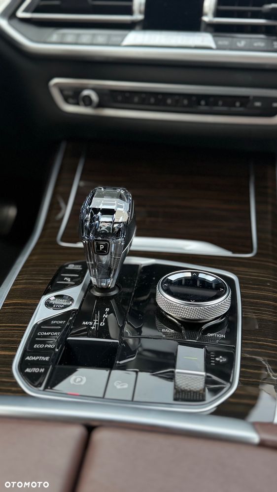 BMW X7 - 11