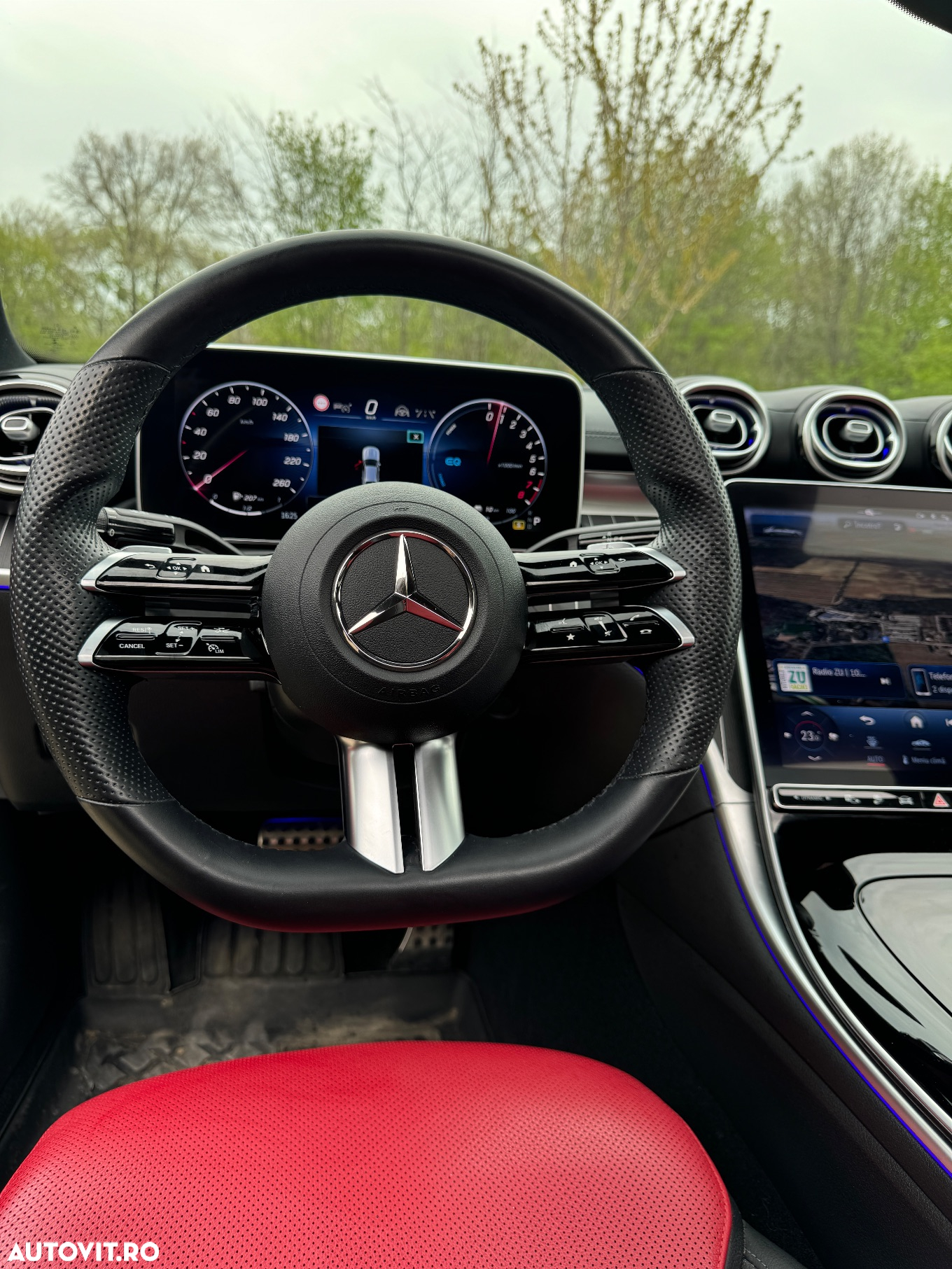 Mercedes-Benz C 300 PHEV - 19
