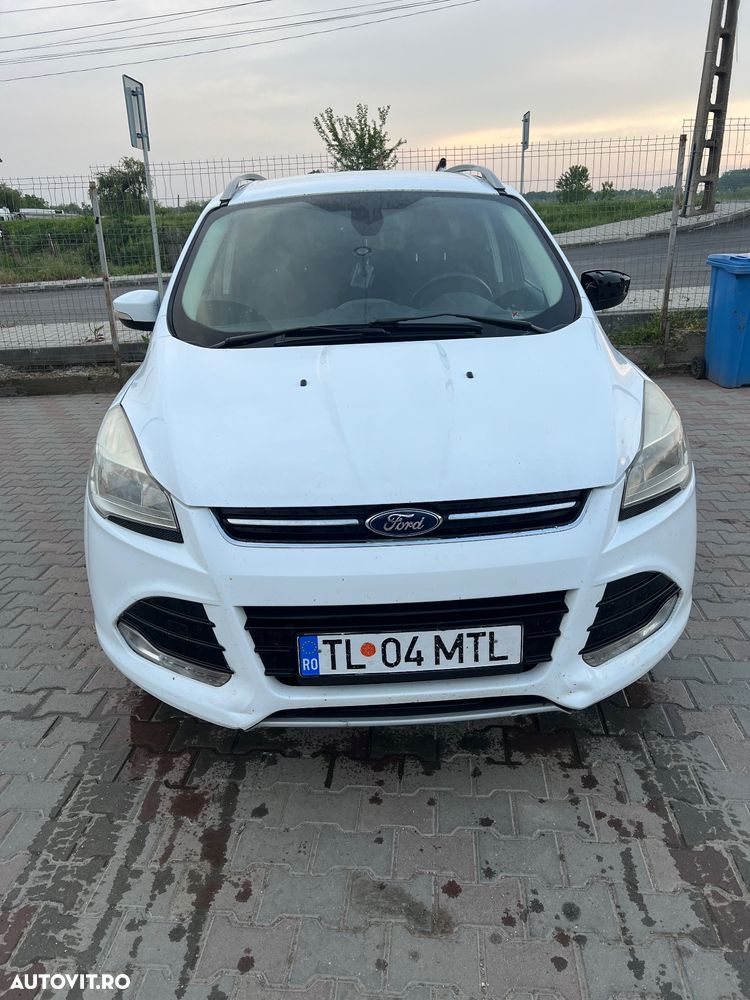 Ford Kuga - 4