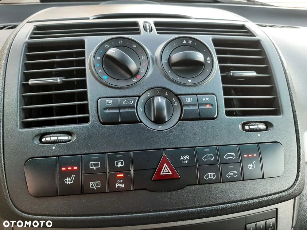 Mercedes-Benz Viano 3.0 CDI DPF kompakt Automatik Trend Edition - 24