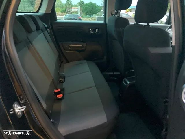 Citroën C3 Aircross 1.2 PureTech Shine - 28