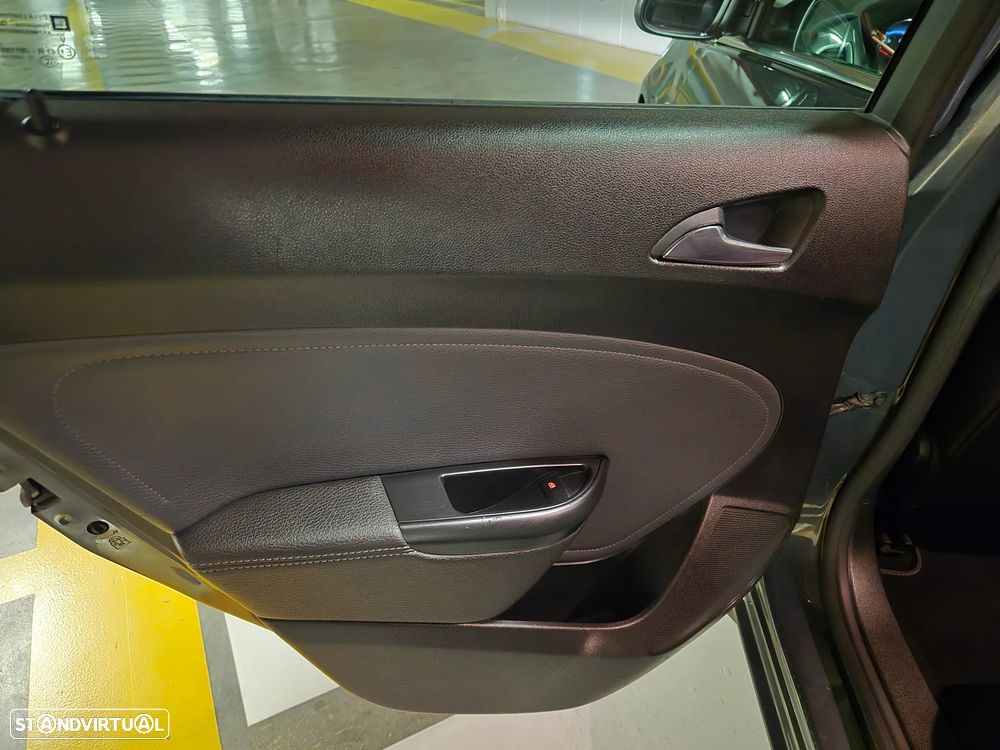 Opel Astra Sports Tourer 1.6 CDTi Cosmo S/S - 31