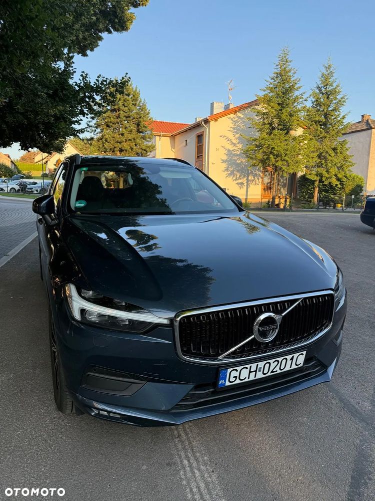 Volvo XC 60 D5 AWD Momentum - 8