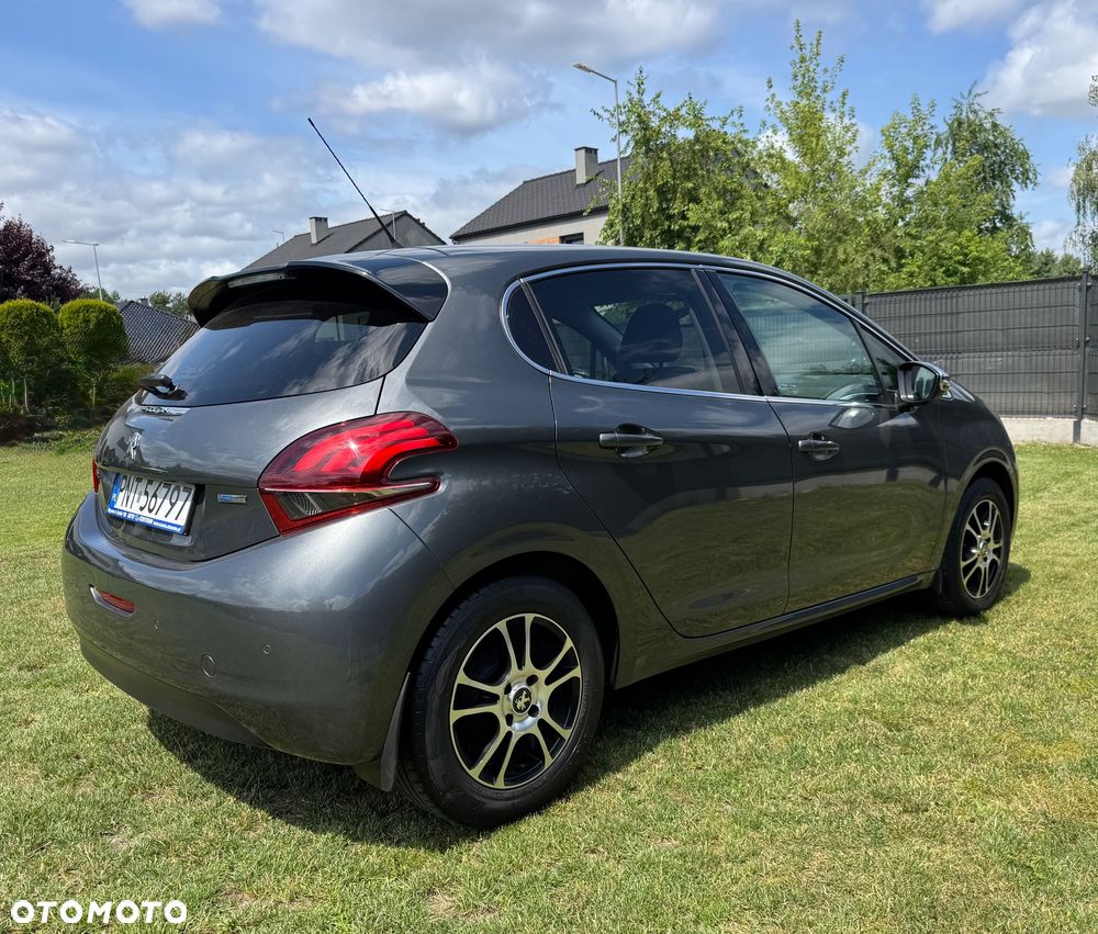 Peugeot 208 PureTech 82 Allure - 3