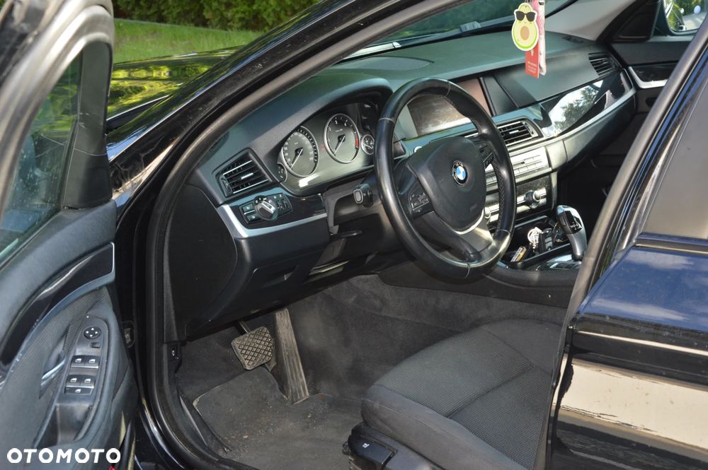 BMW Seria 5 520d - 6