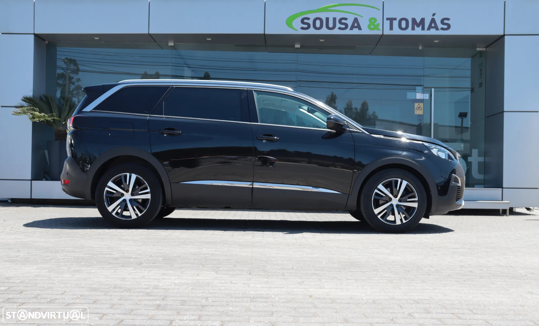 Peugeot 5008 1.2 PureTech Allure EAT8 - 5