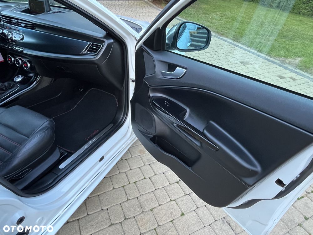 Alfa Romeo Giulietta 1.8 TBi 16V Quadrifoglio Verde - 14