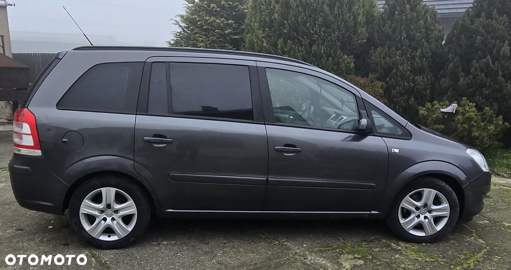 Opel Zafira - 6