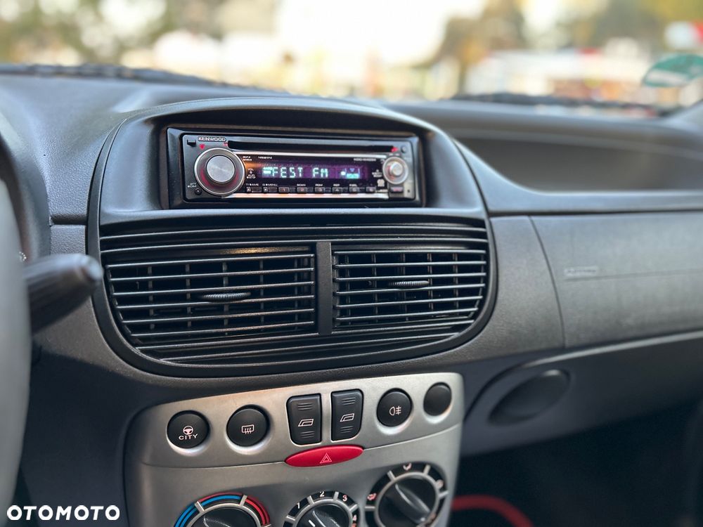 Fiat Punto - 10