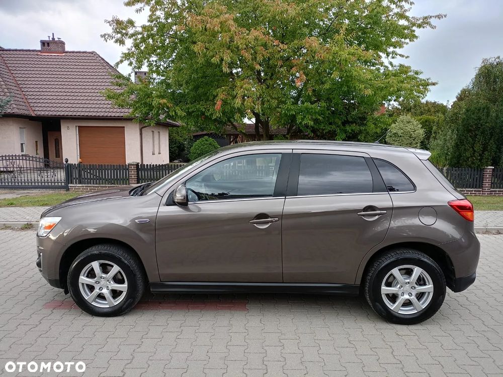 Mitsubishi ASX - 8