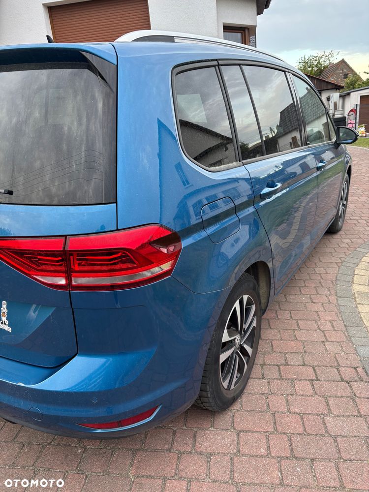 Volkswagen Touran 2.0 TDI SCR DSG IQ.DRIVE - 17