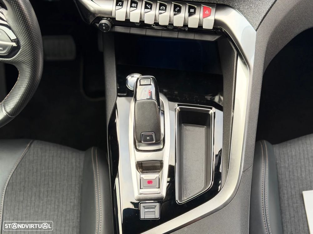 Peugeot 3008 1.2 PureTech GT Pack EAT8 - 12