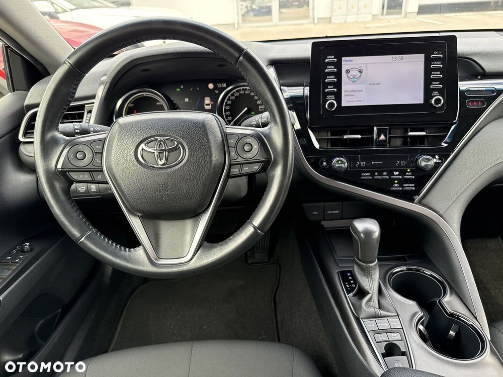 Toyota Camry 2.5 Hybrid Comfort CVT - 10