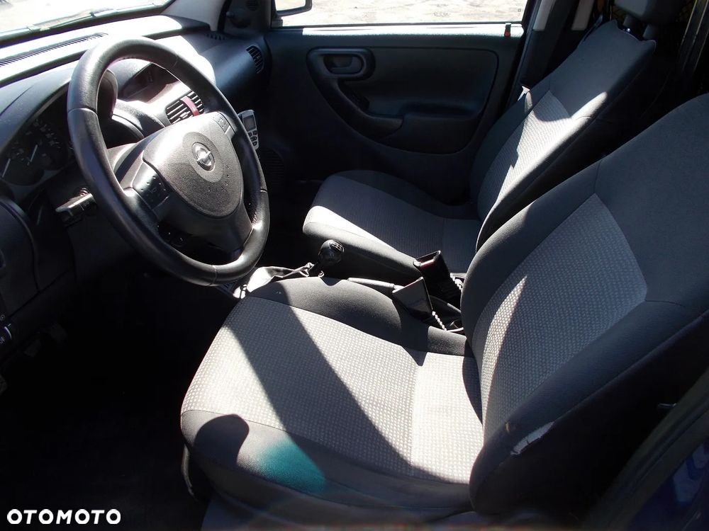 Opel Combo - 17