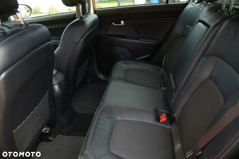 Kia Sportage 2.0 CRDI 4WD Dream-Team Edition - 24