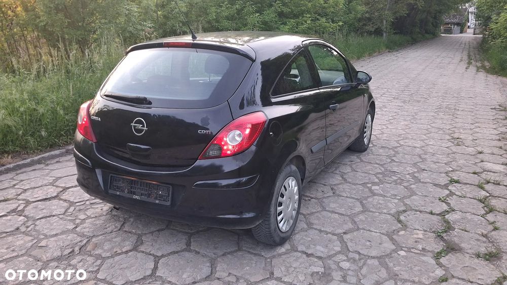 Na części Opel Corsa D silnik 1.3 CDTI A13DTC, Z13DTJ lakier Z20R skrzynia maska zderzak drzwi klapa szyba fotel kanapa lusterko lampa deska GWARANCJA !!! Przód Tył Zestaw Komplet Drzwi Klapa Zderzak Błotnik Maska Grill Atrapa Szyba Pas Lampa Lusterko Boczki Fotel Kanapa Kokpit Deska Rozdzielcza Przełącznik Włącznik Sterownik Przewody Wiązka Instalacja Moduł Komputer Czujnik Listwa Pompa Alternator Wtryski Głowica Rozrusznik Kompresor Sprzęgło Dwumas Silnik  Skrzynia ABS Klimatyzacji Paliwa Wspomagania Kolektor Turbina Przepustnica Zawór Chłodnica Koło Hak Belka Sanki Zawieszenie Mcpherson Półoś Amortyzator Wydech Tłumik Zacisk - 4