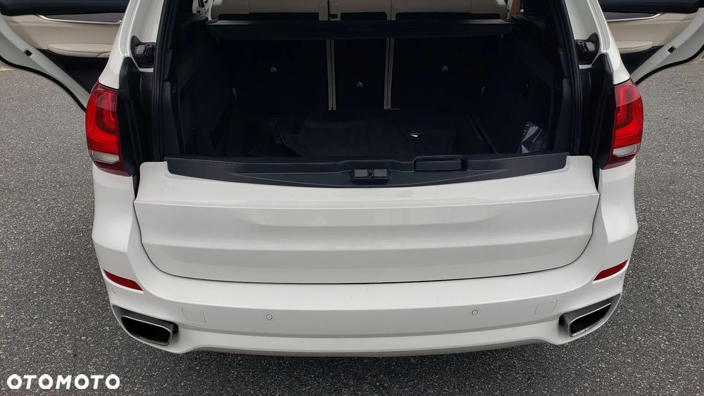 BMW X5 xDrive35i - 11