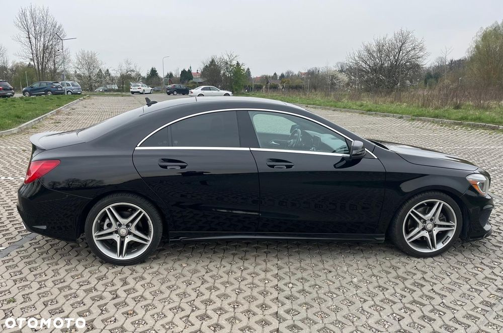 Mercedes-Benz CLA 250 4Matic 7G-DCT AMG Line - 6