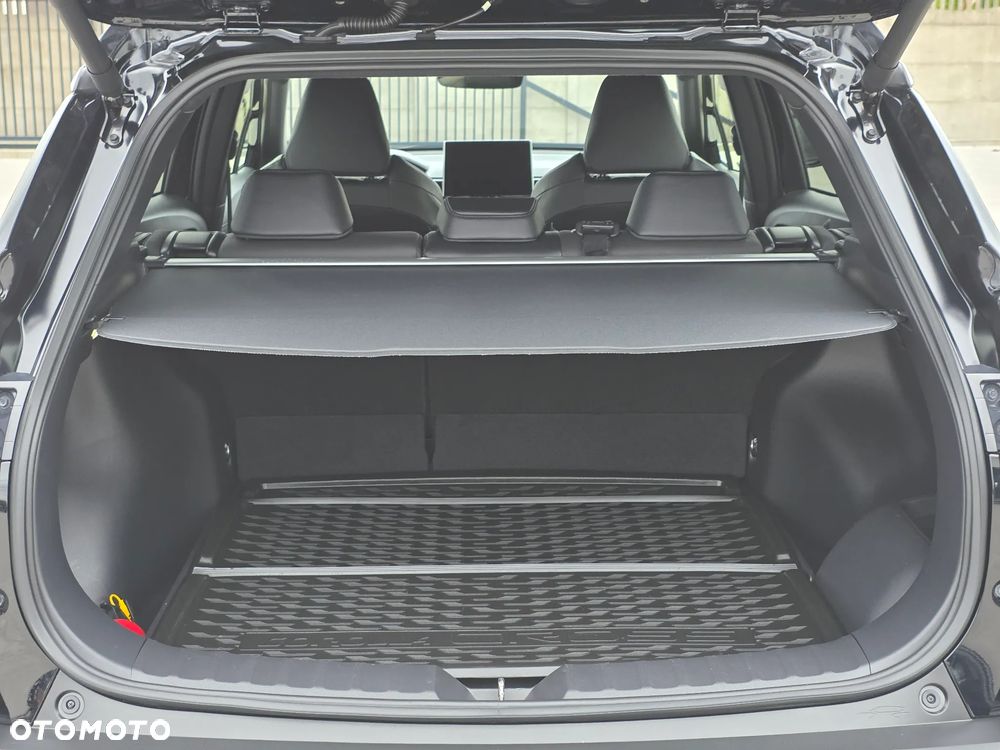 Toyota Corolla Cross 2.0 Hybrid Executive AWD - 23