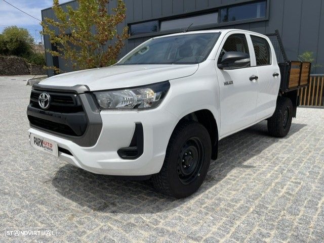 Toyota Hilux 2.4 D-4D 4WD CD CM - 3