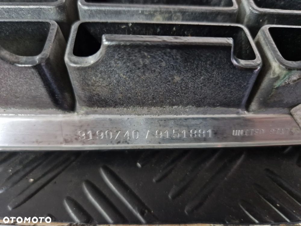 VOLVO S60  GRILL ATRAPA CHŁODNICY 00-04 - 7