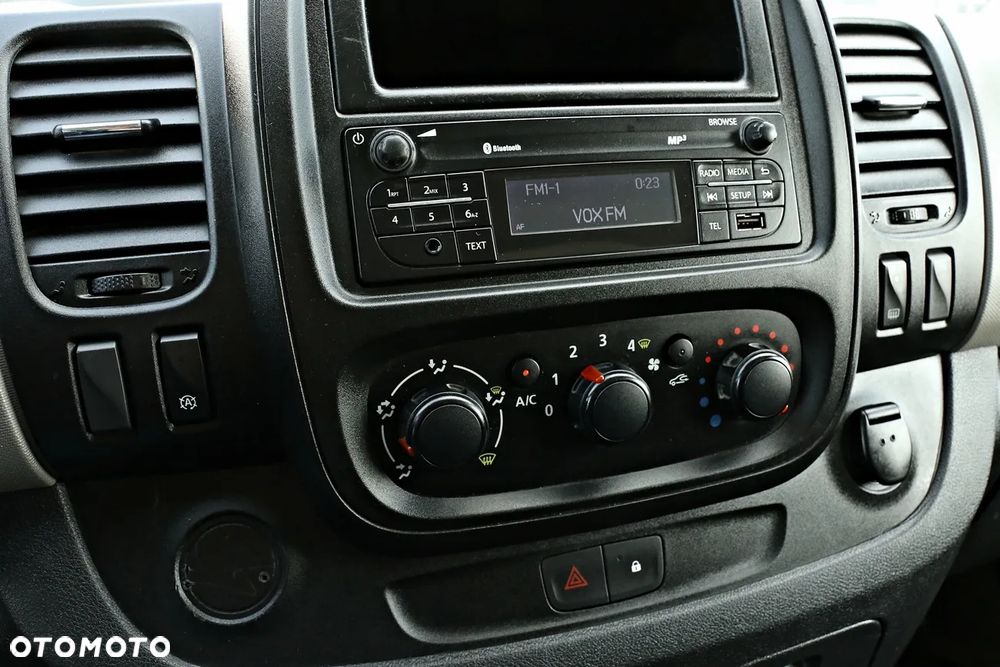Renault Trafic - 28