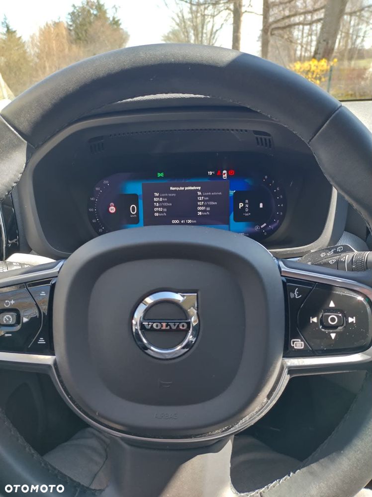 Volvo XC 60 B4 B Plus Bright - 11
