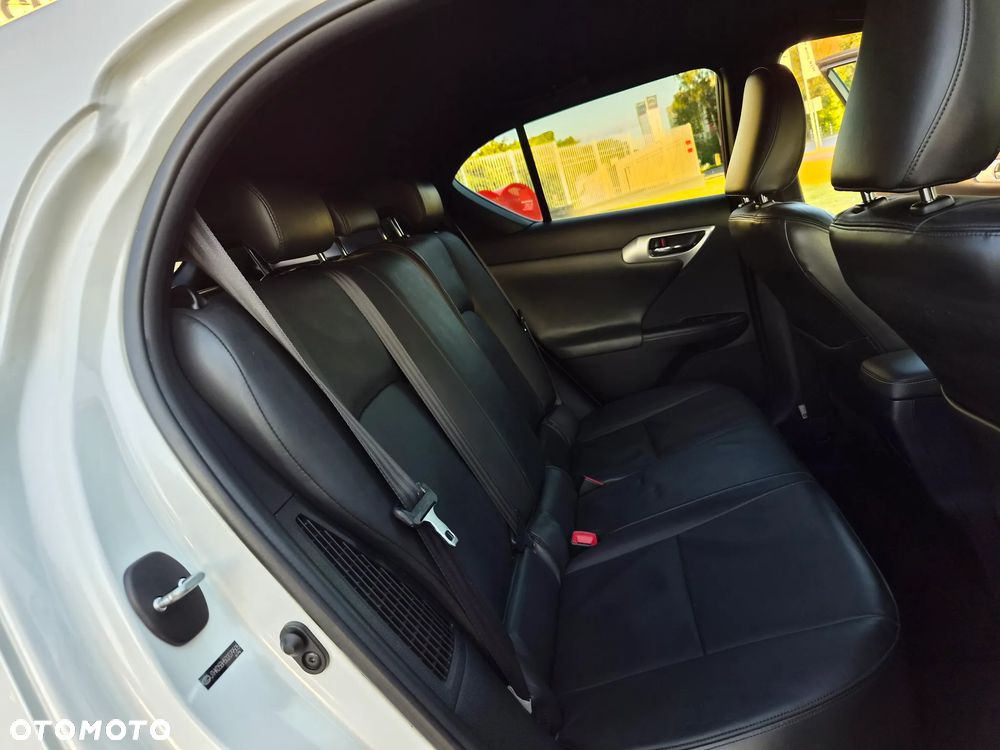 Lexus CT 200h F Sport - 14