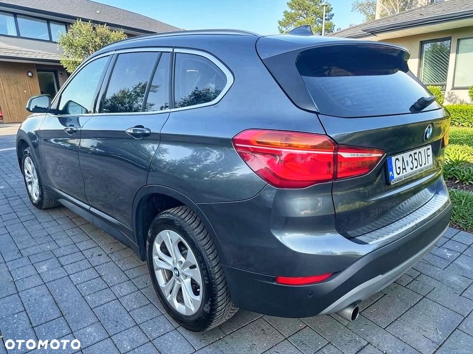 BMW X1 sDrive18i - 4
