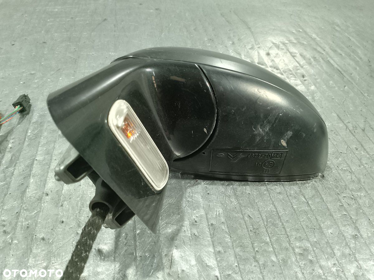 LUSTERKO LEWE CITROEN C4 I ( 04-08 ) 96467114 - 4