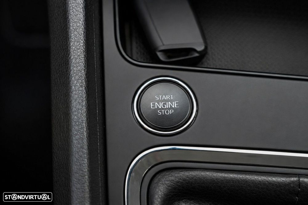 SEAT Ateca 1.6 TDI ECOMOTIVE Reference - 13