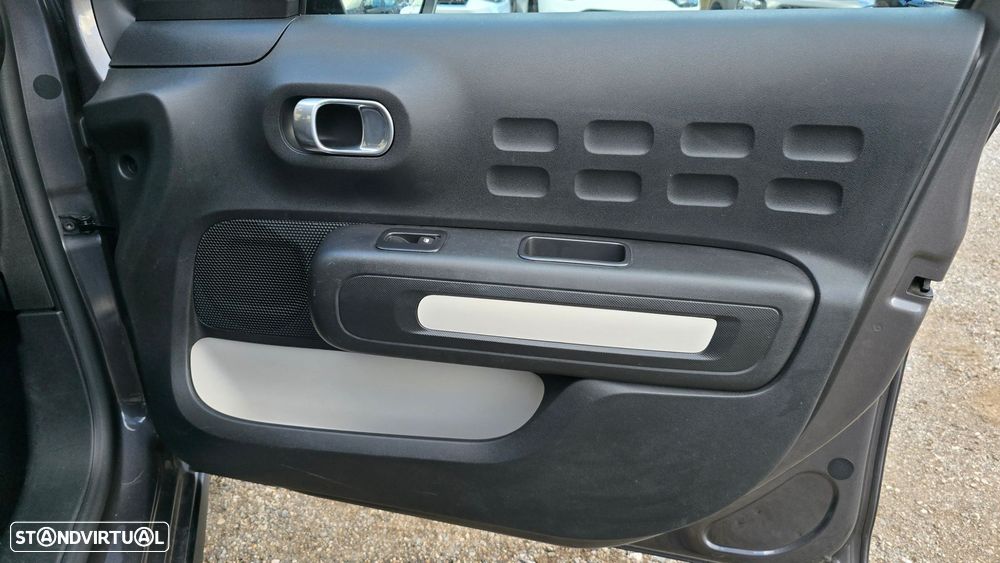 Citroën C3 1.2 PureTech Feel - 37