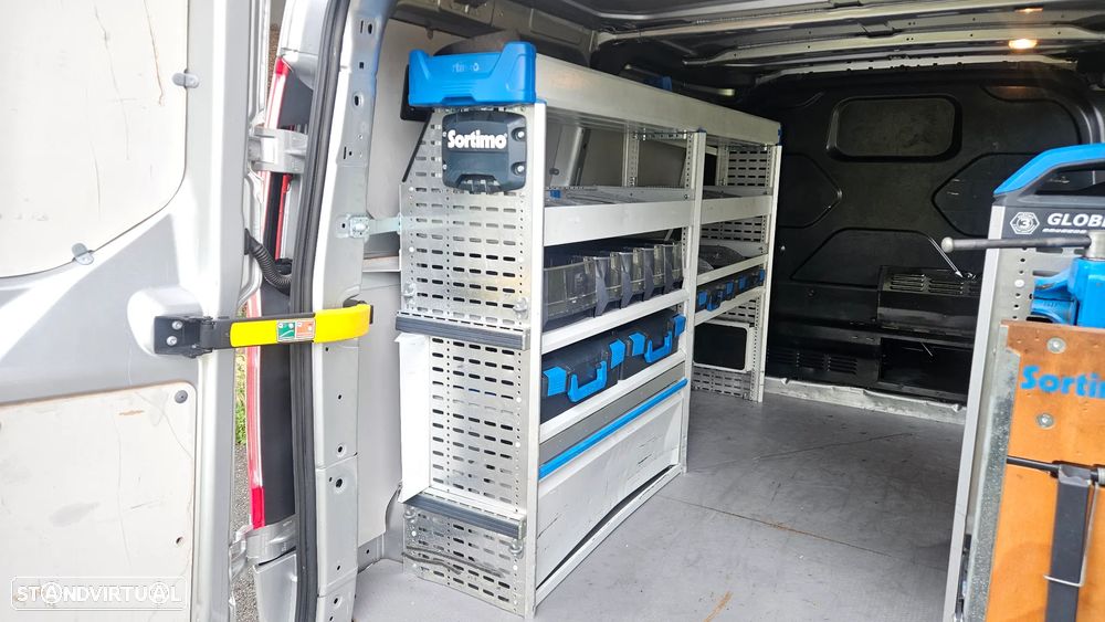 Ford Transit Costum - 32