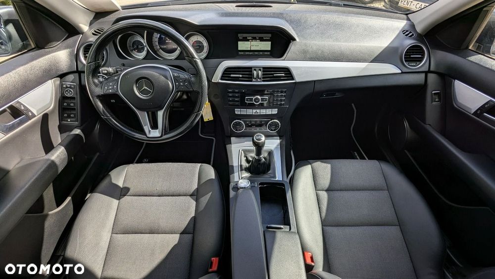 Mercedes-Benz Klasa C 200 CDI BlueEff Classic - 23