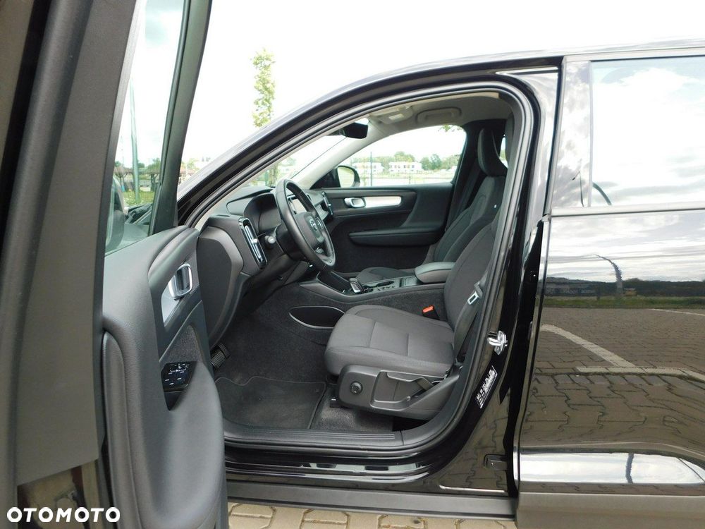 Volvo XC 40 D3 Momentum Pro - 16
