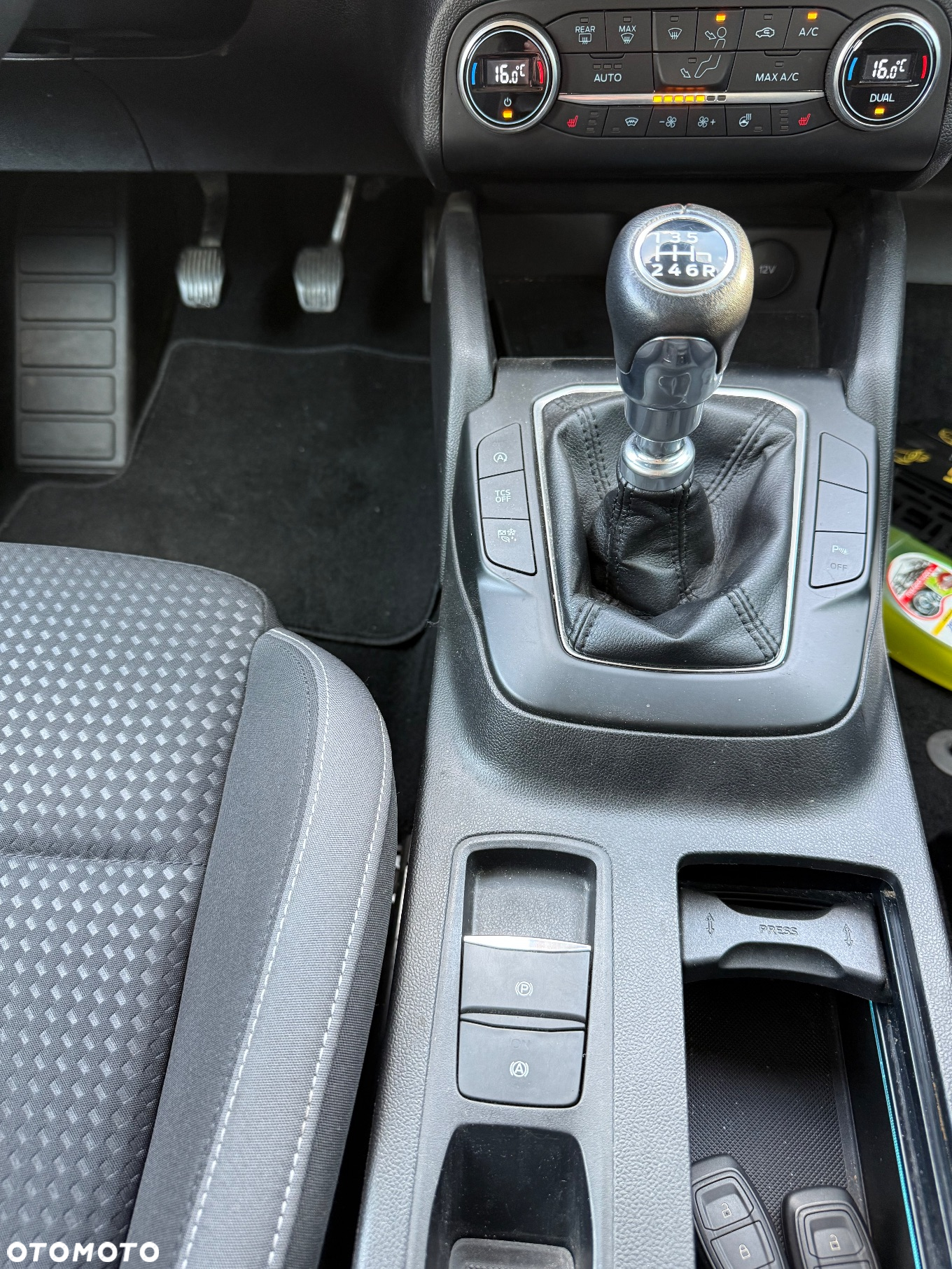 Ford Focus - 19