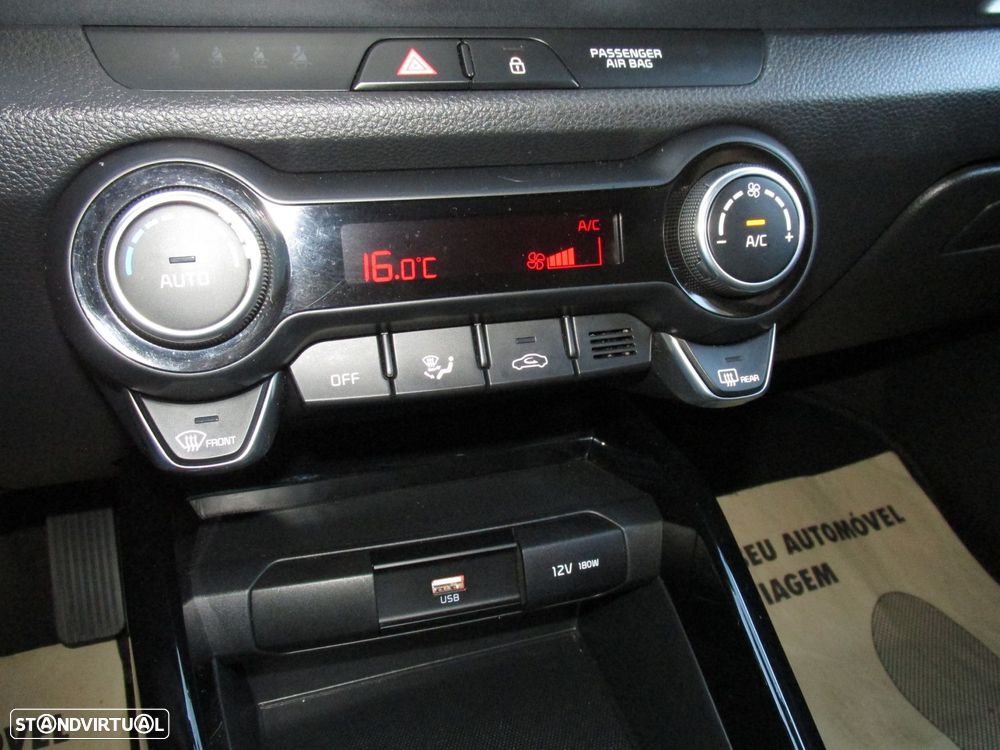 Kia Stonic 1.0 T-GDI Drive - 32
