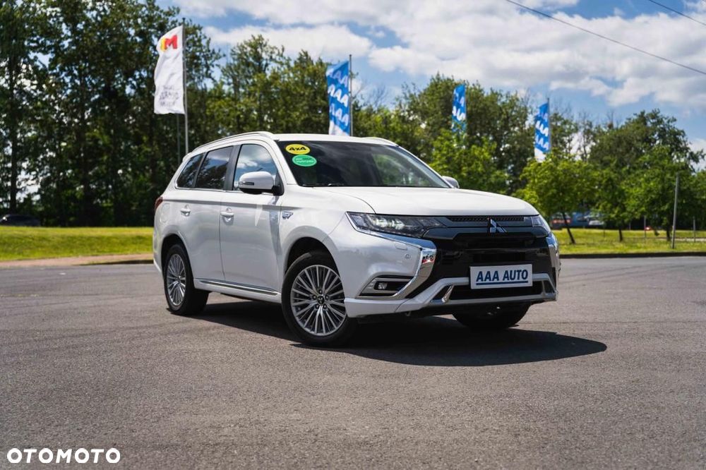 Mitsubishi Outlander - 5