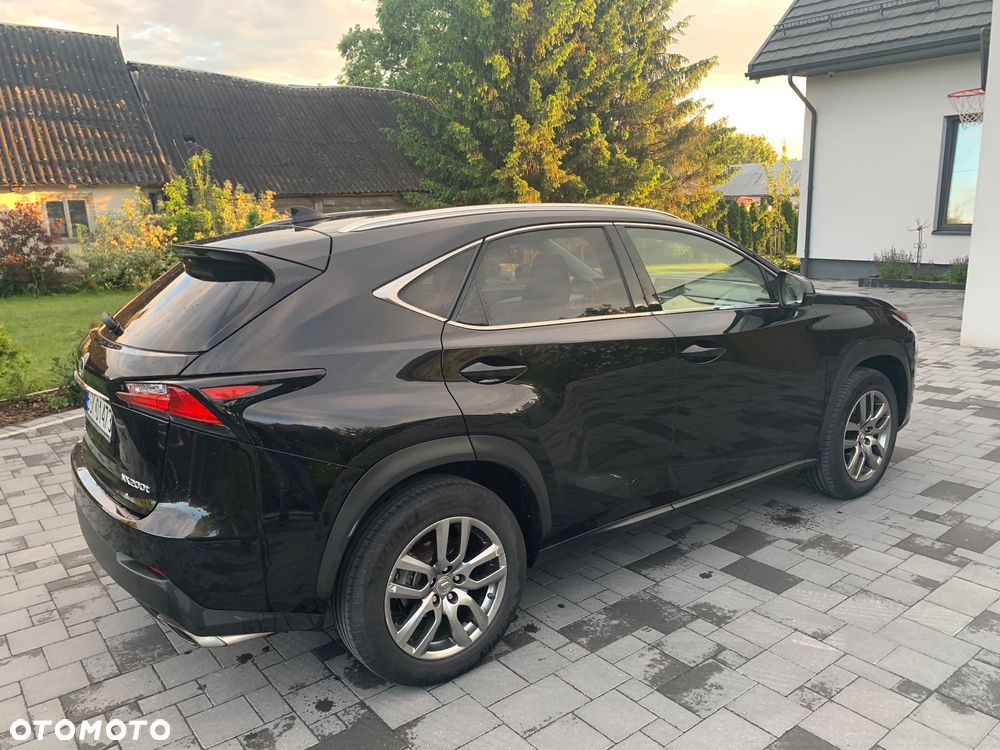 Lexus NX 200t Prestige AWD - 4