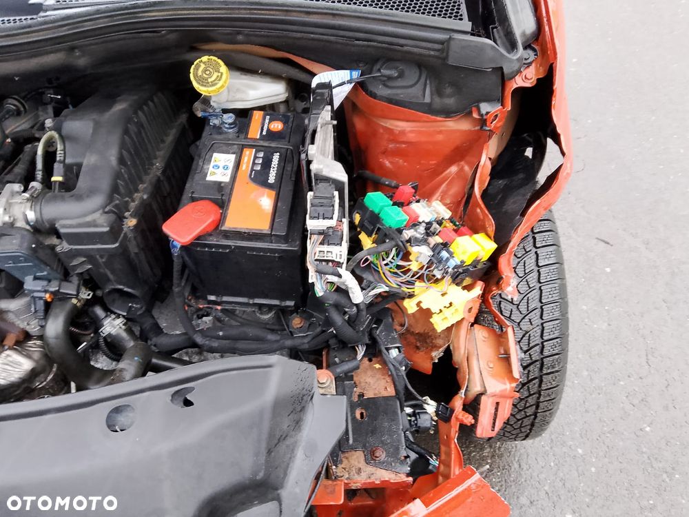 Peugeot 208 PureTech 82 Start & Stop Allure - 9