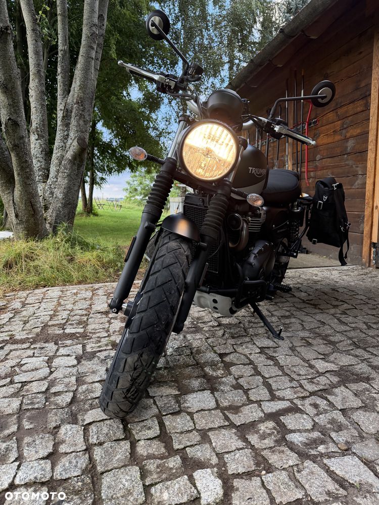 Triumph Street Scrambler - 14