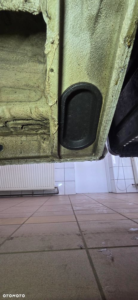 Mercedes-Benz Sprinter - 10