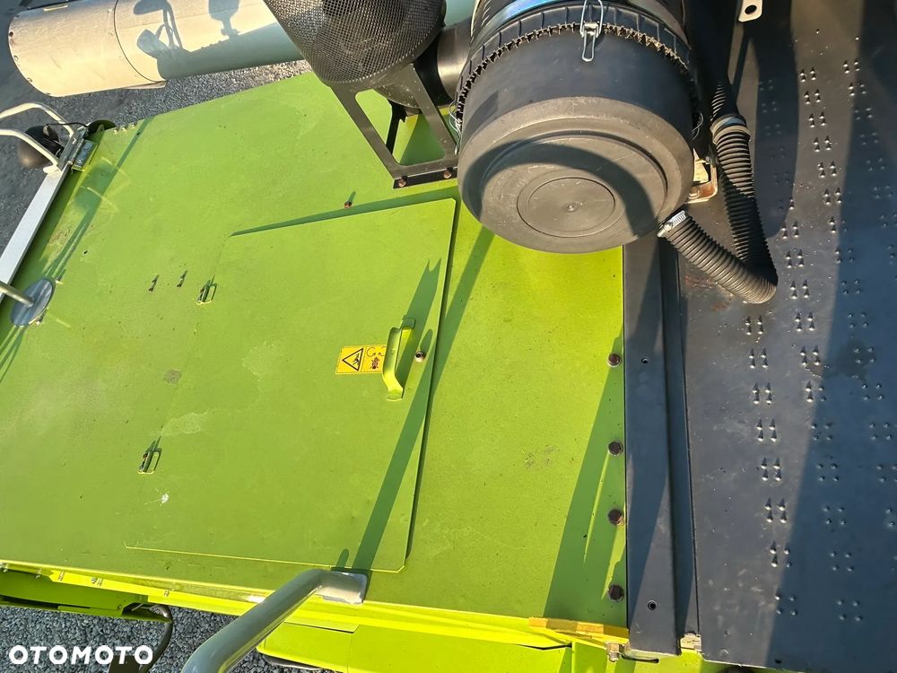 Claas Tucano - 15